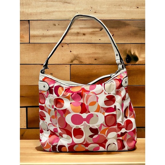 Coach F23957 Daisy Kaleidoscope Print Convertible Hobo - Picture 2 of 10